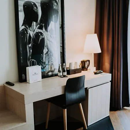 Hotel Hedon & 4*